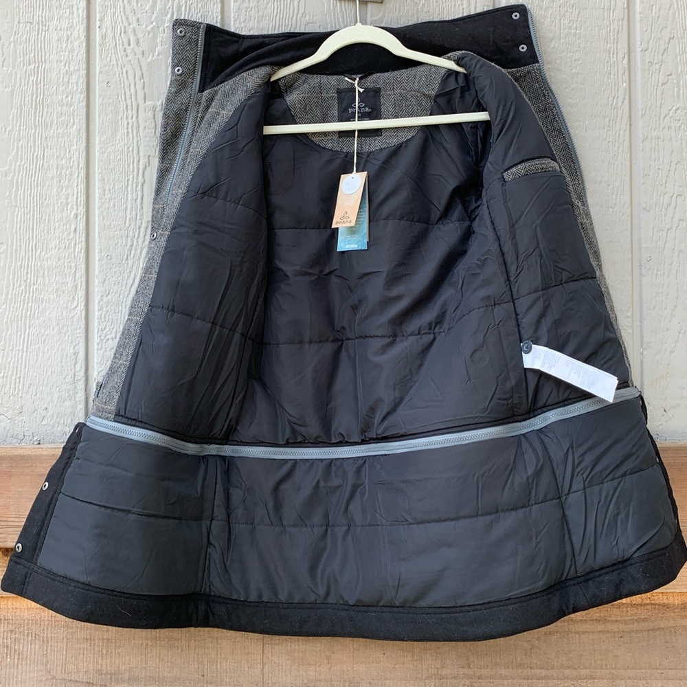 Prana insulated Caprise jacket w/detachable layer - Picture 7 of 16